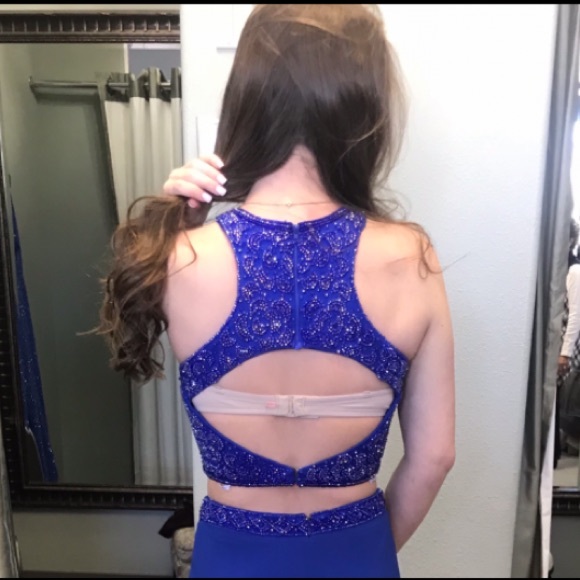 Blue 2 piece Vienna Prom dress. Worn once! - Picture 6 of 6